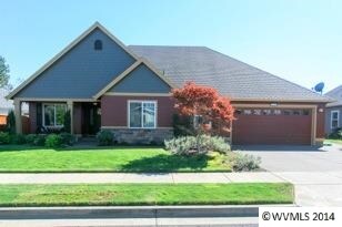 980 Hayes St, Mount Angel, OR 97362
