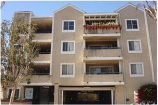 1629 Cherry Ave Unit 202, Long Beach, CA 90813
