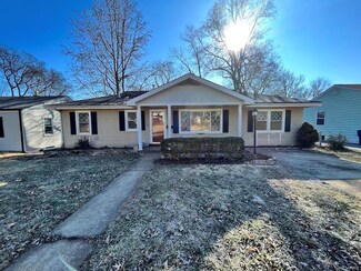 3300 Krem Ave, Saint Ann, MO 63074