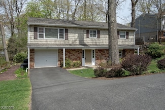 109 Conklin Ave, Stanhope, NJ 07874