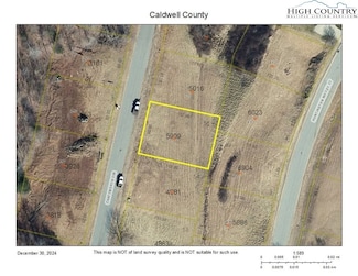 753 SE Chatsworth St, Lenoir, NC 28645