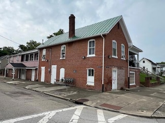 1002 S Court St, Circleville, OH 43113