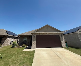 8700 Northwood Creek Dr, North Little Rock, AR 72113