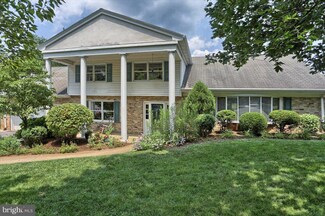 215 Mine Rd, Hershey, PA 17033
