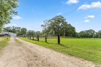 6409 Pohlman Rd, Saint Francisville, LA 70775