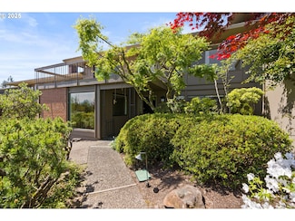62 Condolea Terrace, Lake Oswego, OR 97035