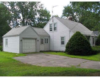 208 W Center St, West Bridgewater, MA 02379