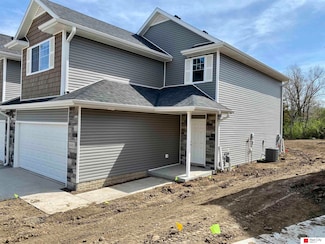 6440 Maple View Ct, Lincoln, NE 68512