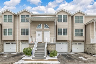 4131 Wood Hills Dr, Erie, PA 16510