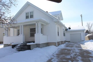 503 3rd Ave, Tarnov, NE 68642