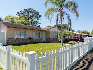 3205 Hibiscus Ave, Fort Pierce, FL 34947