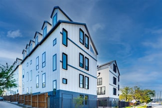 512 N Lancaster Ave Unit 12, Dallas, TX 75203