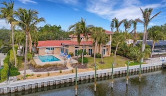 5376 Shadow Lawn Dr, Sarasota, FL 34242