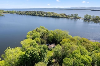 414 Green Point Rd, North Hero, VT 05474