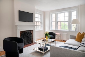 31 Concord Ave Unit 14, Cambridge, MA 02138