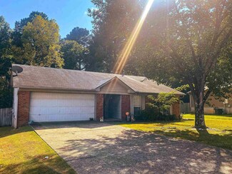 867 Montclair St, Benton, AR 72015