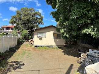 1751 Ahuula St, Honolulu, HI 96819
