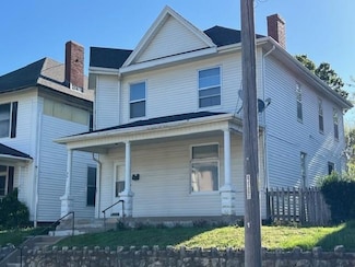 421 N 21st St, Saint Joseph, MO 64501