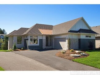 4732 4732 Cumberland St, Shoreview, MN 55126