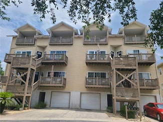 4 Yacht Club Dr Unit 200, Daphne, AL 36526