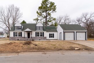 300 N D Ave, Cleveland, OK 74020