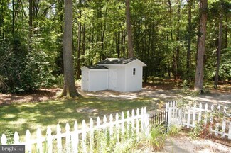 24297 Oakwood Park Rd, Saint Michaels, MD 21663