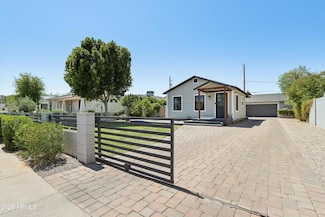 2316 N Mitchell St, Phoenix, AZ 85006