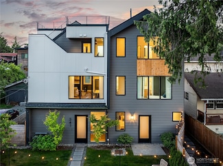 341 NW 90th St, Seattle, WA 98117