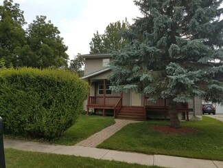408 W Corning Ave, Peotone, IL 60468
