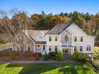 13 Cortland Dr, Hudson, MA 01749