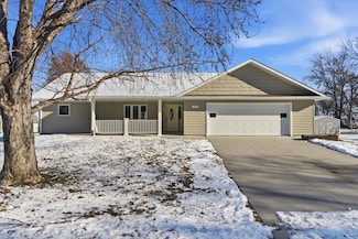 510 Jackson Ave, Farragut, IA 51639