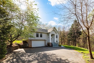 110 Red Fox Den Rd, Mars Hill, NC 28754
