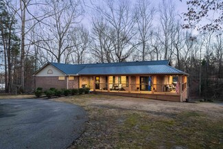 107 Orange St, Bolivar, TN 38008