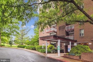 10850 Green Mountain Cir Unit 311, Columbia, MD 21044
