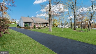 3633 Meadow Ln, Chalfont, PA 18914