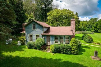 1631 Albring Rd, Skaneateles, NY 13152