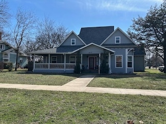 417 W Grand St, Whitewright, TX 75491