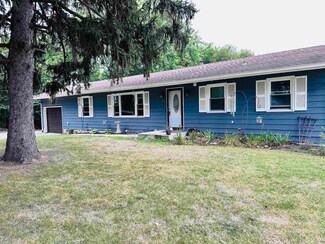 701 Middlebury St, Goshen, IN 46528