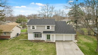 10425 Arrowhead St NW, Coon Rapids, MN 55433