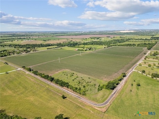 Coyote Lot: 0000 N Mockingbird Rd, Temple, TX 76501