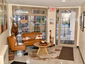 83-75 117th St Unit 5C, Richmond Hill, NY 11418