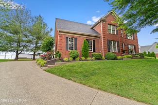 12401 Barbizon Ct, Goshen, KY 40026