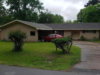 2302 Pine Hill Dr, Pine Bluff, AR 71603