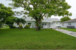 121 E 3rd St, Lehigh Acres, FL 33936