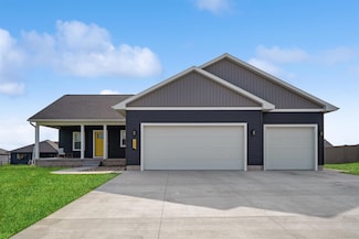 205 Pirate St, Hudson, IA 50643