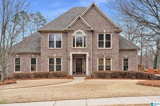 749 Lake Crest Dr, Birmingham, AL 35226