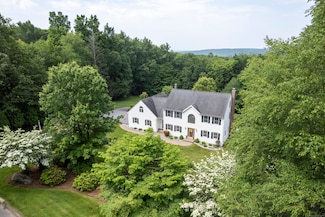 109 Andrew Dr, Canton, CT 06019
