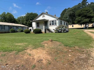 311 N Bute St, Warrenton, NC 27589