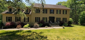 40 Shallow Stream Rd, Carmel, NY 10512