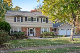 13143 Madonna Ln, Fairfax, VA 22033